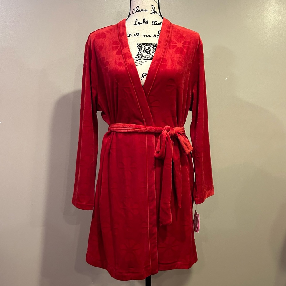 Kate Spade New York Embossed Floral Plush Long Sleeve Tie-Front  Cozy Robe